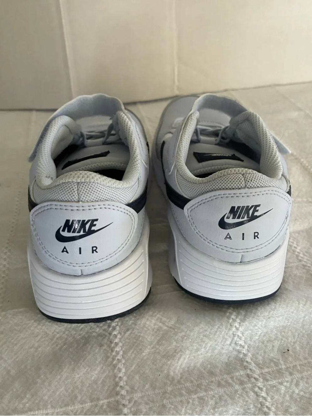Nike air max SC sneakers gray Velcro school play athletic 3Y